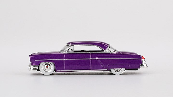 MGT00757-MJ TSM MINI-GT x Mijo 1:64 Lincoln Capri Hot Rod 1954 Metallic Purple LHD Blister pack