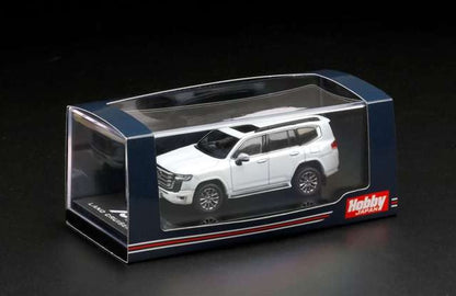 HJ641050AW Hobby JAPAN 1:64 Toyota Land Cruiser (JA300W) ZX Precious White Pearl / Black interior