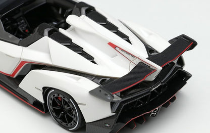 [ Back-order ] Make Up EIDOLON EM451B 1:43 Lamborghini Veneno Roadster 2015 Matte White / Red Stripe