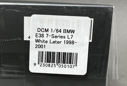 DCM 1:64 BMW E38 7-Series L7 White Later 1998-2001