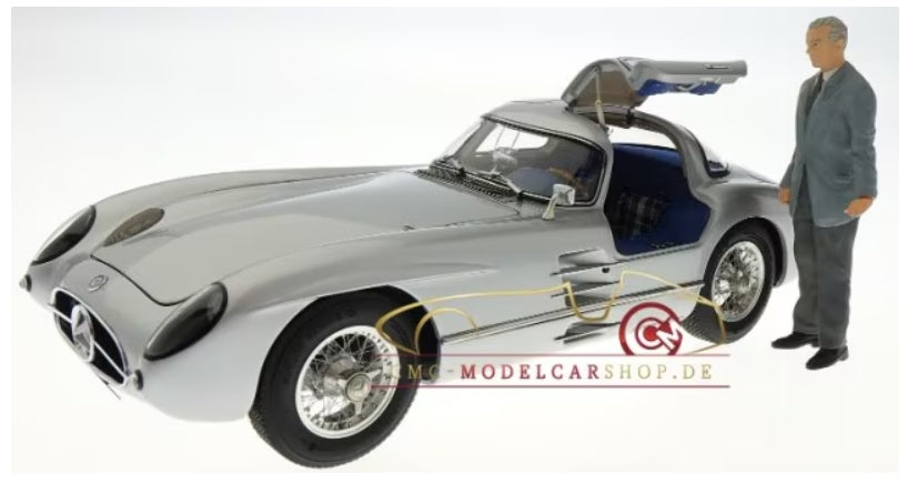 M-246 CMC 1:18 Mercedes Benz 300 SLR Coupe, 1955, including Rudolph Uhlenhaut figurine and acrylic base plate with engraved plaque