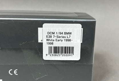 DCM 1:64 BMW E38 7-Series L7 White Early 1996-1998