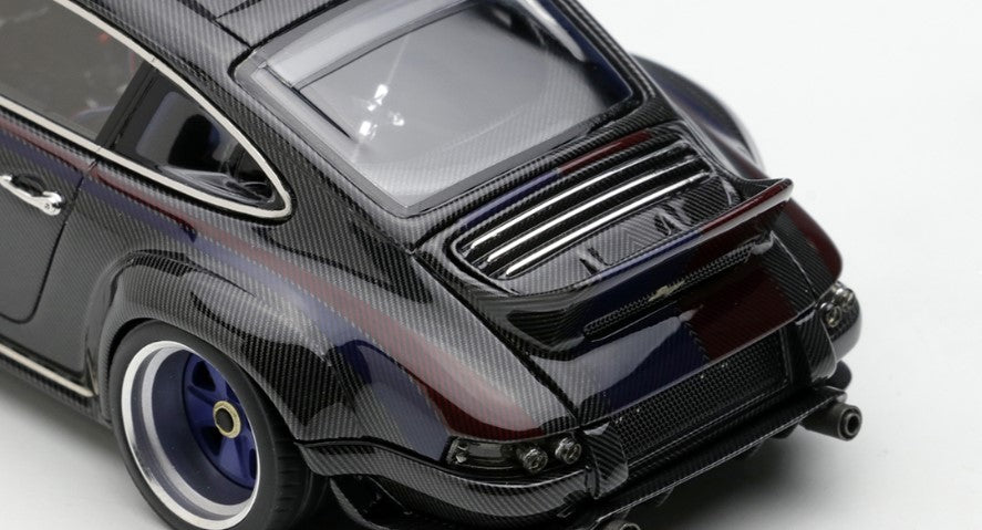 EM427N MakeUp EIDOLON 1:43 Singer 911 DLS 2022 Visible Carbon / Stripe