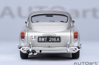 70296 AUTOart 1:18 Aston Martin DB5 007 Goldfinger Bond car