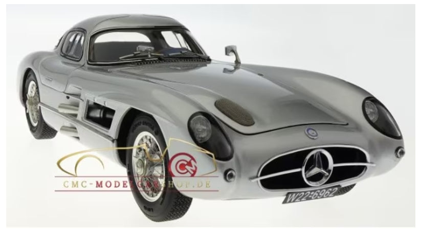M-246 CMC 1:18 Mercedes Benz 300 SLR Coupe, 1955, including Rudolph Uhlenhaut figurine and acrylic base plate with engraved plaque