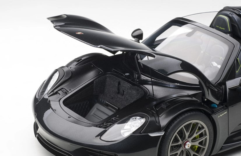 [ Back-order ] AUTOart 12121 1:12 Porsche 918 Spyder Weissach Package Black Metallic