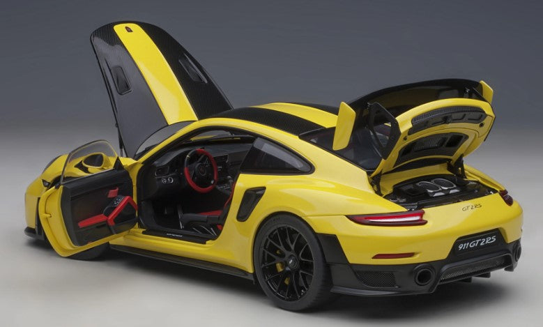 78172 AUTOart 1:18 Porsche 911 991.2 GT2 RS Weissach Package Yellow Carbon Black