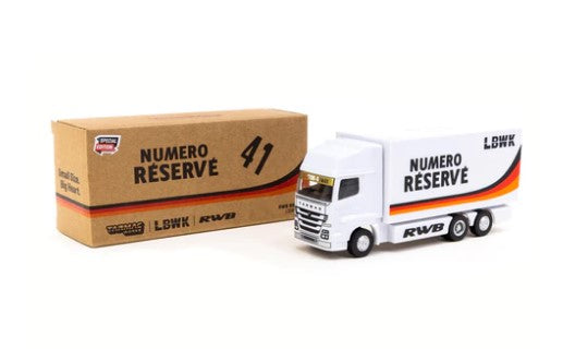 T64-017-LBWK TARMAC WORKS 1:64 RWB 993 LBWK With Truck Packaging