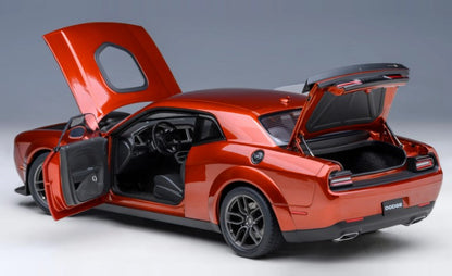 71773 AUTOart 1:18 Dodge Challenger R/T Scat Pack Widebody 2022 (SINAMON STICK / Metallic Orange)