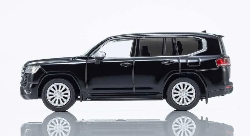 K07118BK KYOSHO 1:64 Toyota Land Cruiser 300 Black