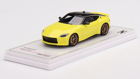 [ Back-order ] TSM TSM430644 1:43 Nissan Z Protospec 2023 Ikazuchi Yellow LHD model car