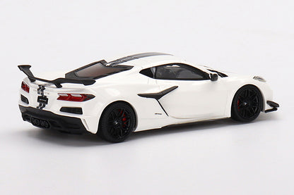 [ Back-order ] TSM TSM430669 1:43 Chevrolet Corvette Z06 2023 Arctic White model car