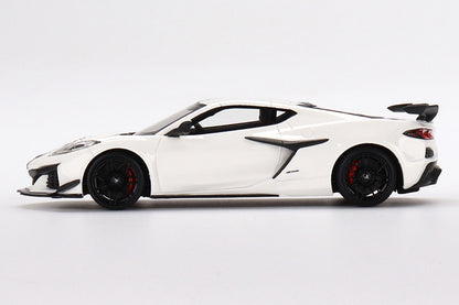 [ Back-order ] TSM TSM430669 1:43 Chevrolet Corvette Z06 2023 Arctic White model car