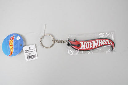 HWU69096 Hot Wheels Rubber Keychain Black x Red