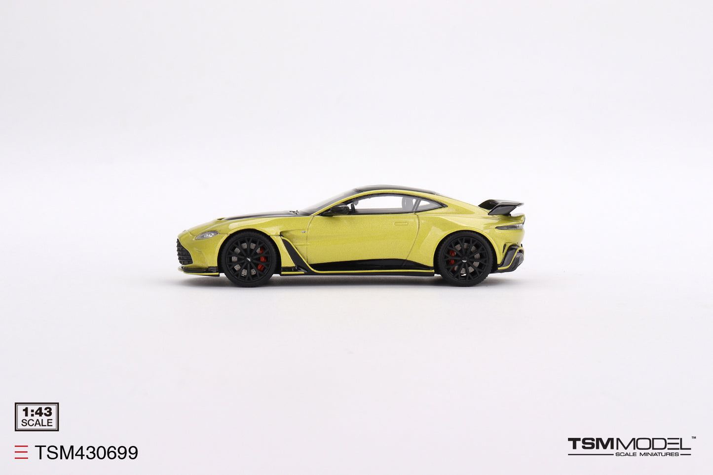 [ Back-order ] TSM TSM430699 1:43 Aston Martin V12 Vantage Cosmopolitan Yellow model car