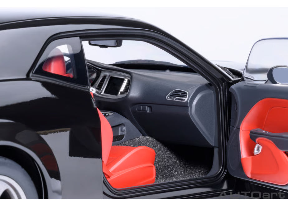 [ Back-order ] AUTOart 71765 1:18 Dodge Challenger SRT Superstock 23 Black model car