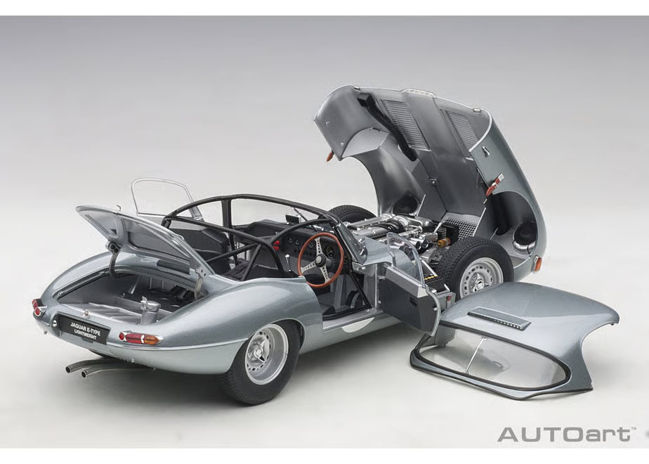 [ Back-order ] AUTOart 73646 1:18 Jaguar Lightweight E-Type Silver model car