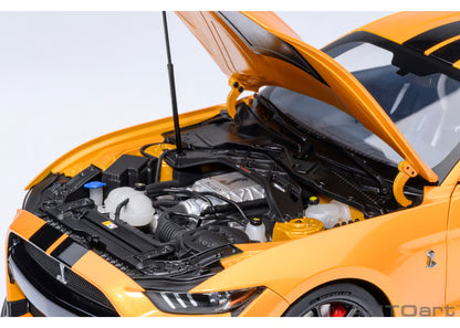 [ Back-order ] AUTOart 73099 1:18 Ford Mustang Shelby GT500 Orange Black Stripe model car