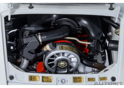 [ Back-order ] AUTOart 78030 1:18 Porsche 911 Carrera 2.7 RS Grand Prix White Red Stripe model car