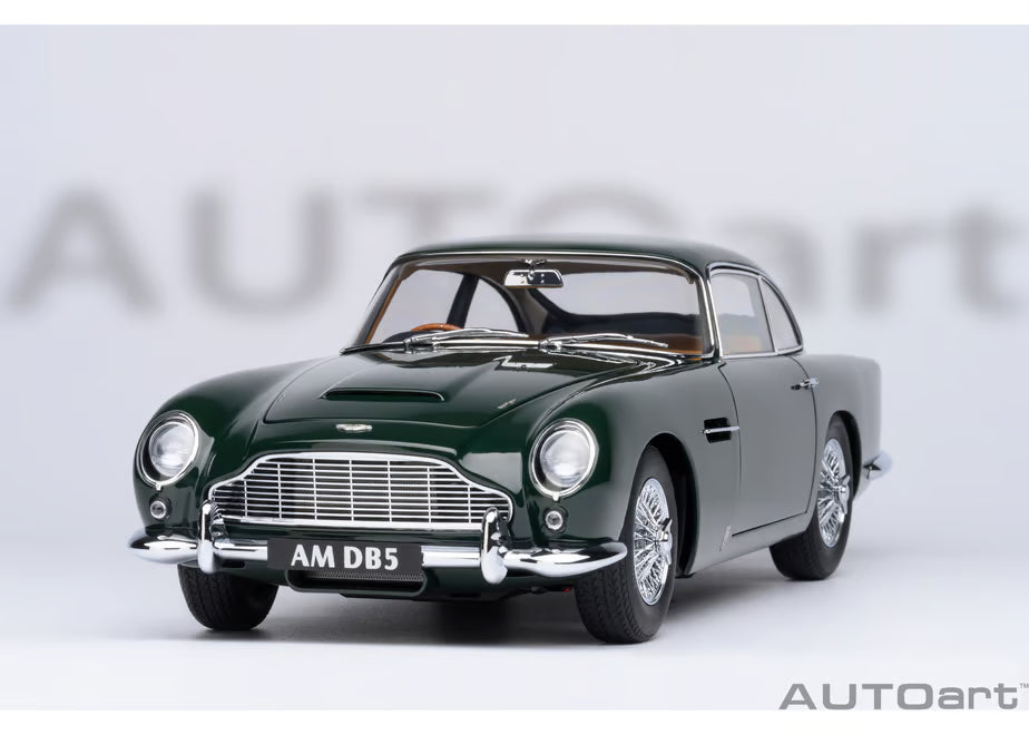 [ Back-order ] AUTOart 70286 1:18 Aston Martin DB5 Dark Green model car