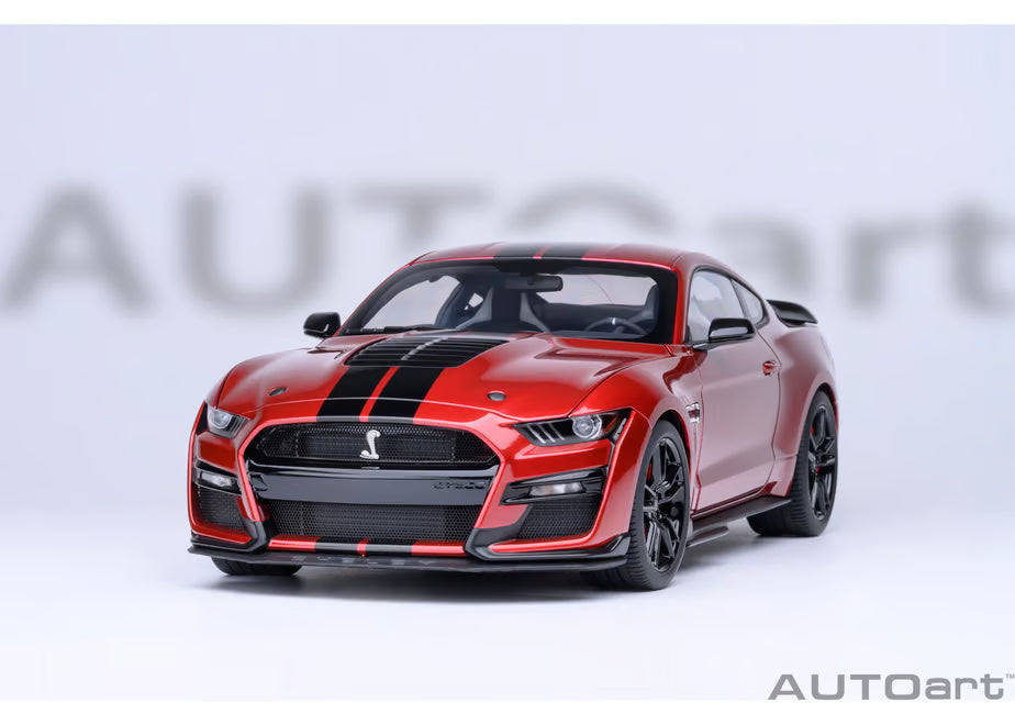 [ Back-order ] AUTOart 73098 1:18 Ford Mustang Shelby GT500 Red Black Stripe model car