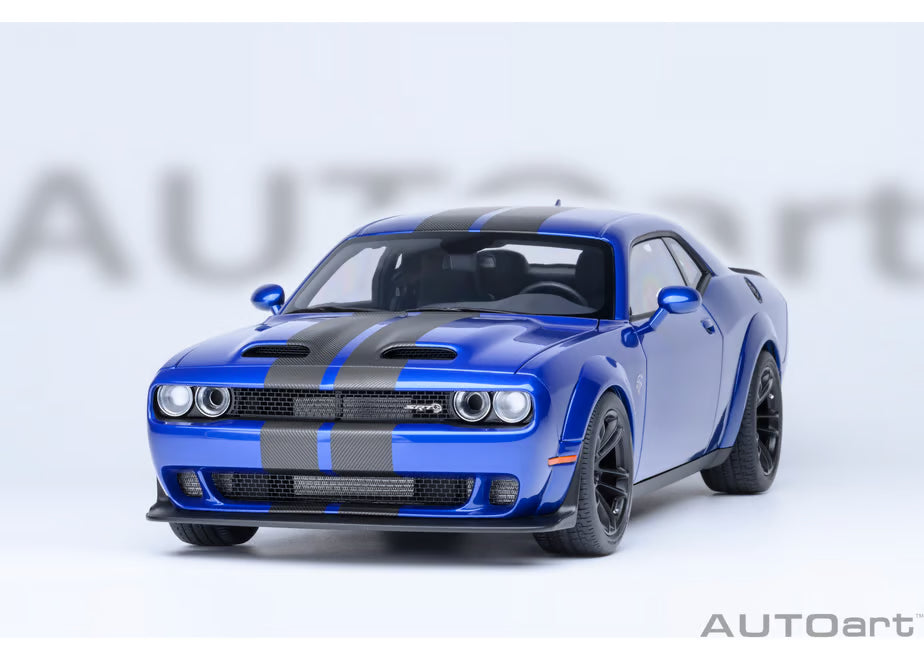 [ Back-order ] AUTOart 71763 1:18 Dodge Challenger SRT Jailbreak 22 Metallic Blue Carbon Black Stripe model car
