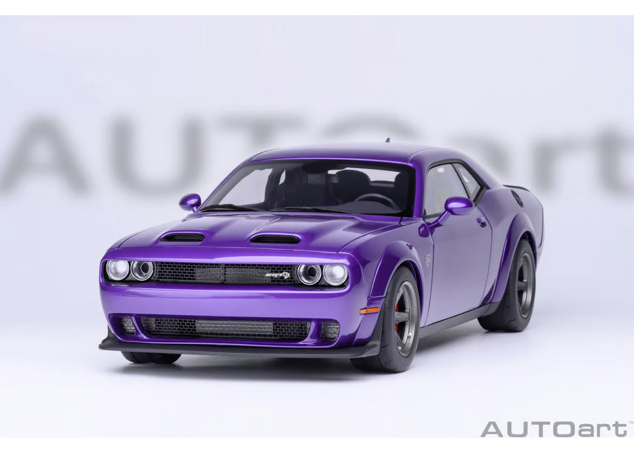 [ Back-order ] AUTOart 71768 1:18 Dodge Challenger SRT Super Stock 23 Pearl Purple model car