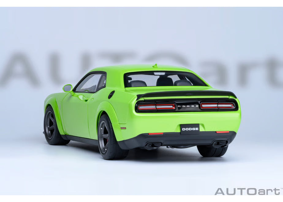 [ Back-order ] AUTOart 71769 1:18 Dodge Challenger SRT Super Stock 23 Metallic Lime Green model car