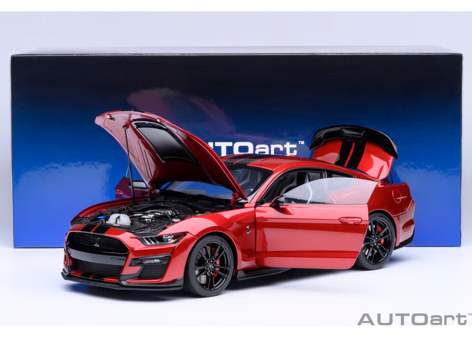 [ Back-order ] AUTOart 73098 1:18 Ford Mustang Shelby GT500 Red Black Stripe model car