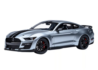 [ Back-order ] AUTOart 73096 1:18 Ford Mustang Shelby GT500 Silver Black Stripe model car