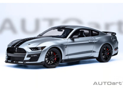 [ Back-order ] AUTOart 73096 1:18 Ford Mustang Shelby GT500 Silver Black Stripe model car