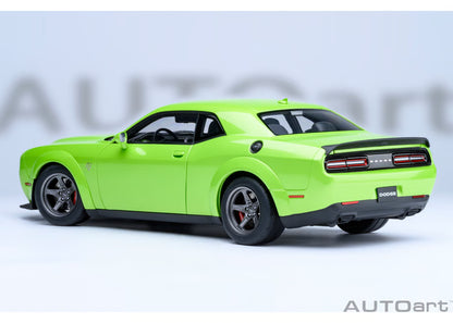 [ Back-order ] AUTOart 71769 1:18 Dodge Challenger SRT Super Stock 23 Metallic Lime Green model car