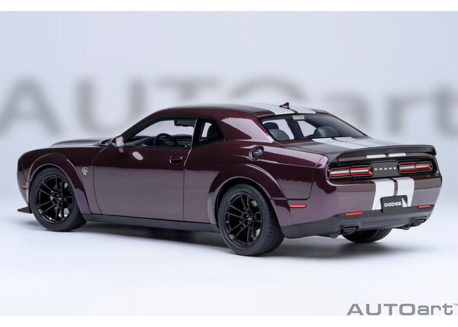 [ Back-order ] AUTOart 71762 1:18 Dodge Challenger SRT Jailbreak 22 Metallic Purple Silver Stripe model car