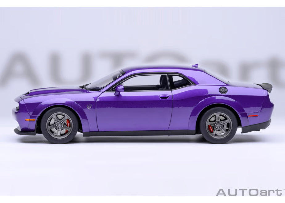 [ Back-order ] AUTOart 71768 1:18 Dodge Challenger SRT Super Stock 23 Pearl Purple model car