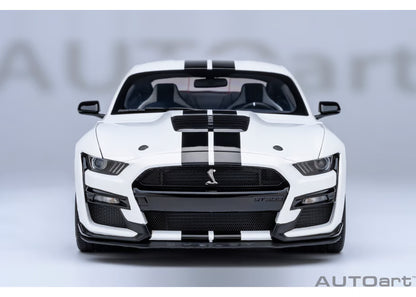 [ Back-order ] AUTOart 73095 1:18 Ford Mustang Shelby GT500 White Black Stripe model car