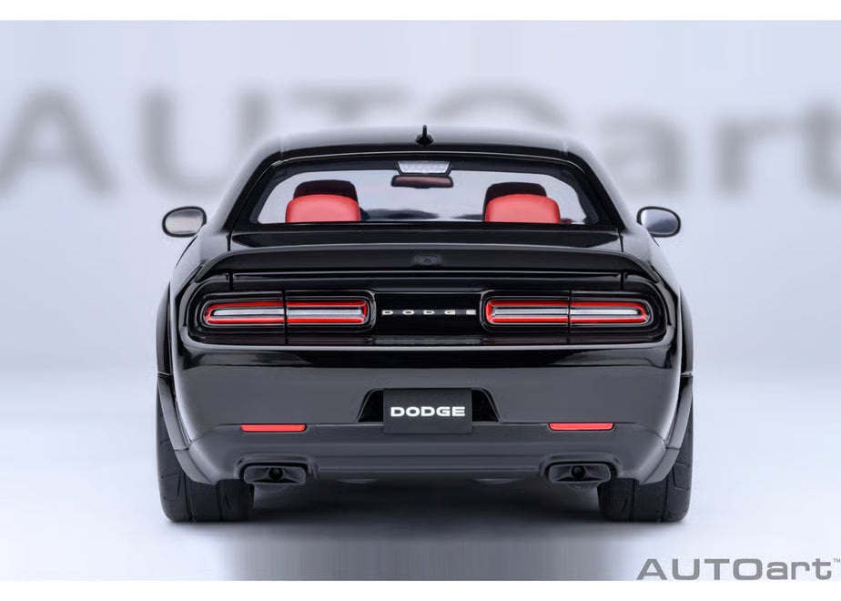 [ Back-order ] AUTOart 71765 1:18 Dodge Challenger SRT Superstock 23 Black model car