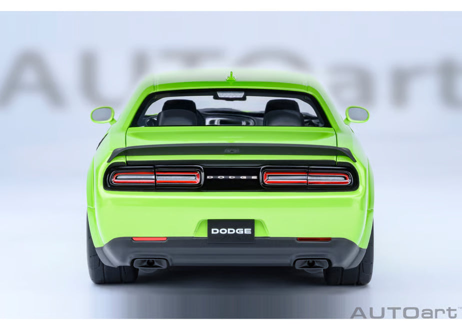 [ Back-order ] AUTOart 71769 1:18 Dodge Challenger SRT Super Stock 23 Metallic Lime Green model car