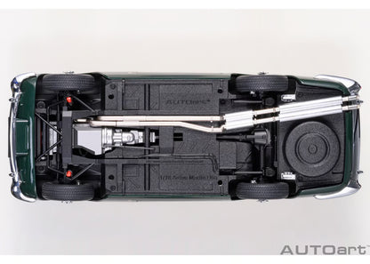 [ Back-order ] AUTOart 70286 1:18 Aston Martin DB5 Dark Green model car