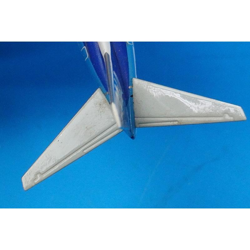 1:400 B737-700 ANA JA03AN NH40030 ANA airplane model