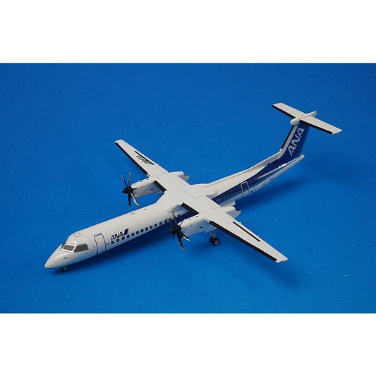 1:200 DHC-8-400 ANA JA845A DH28008 ANA airplane model