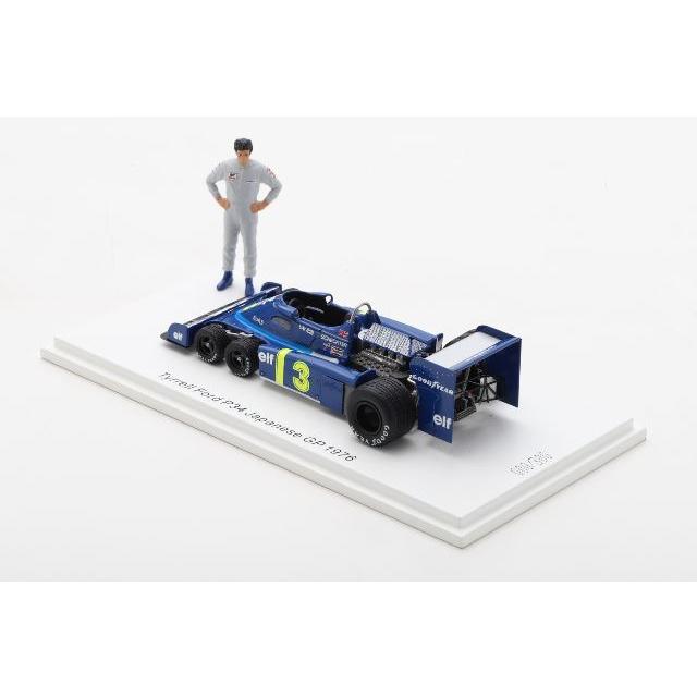 ROMU053 Spark 1:43 Tyrrell Romm Custom P34 Japanese GP 1976 J. Scheckter with standing figure