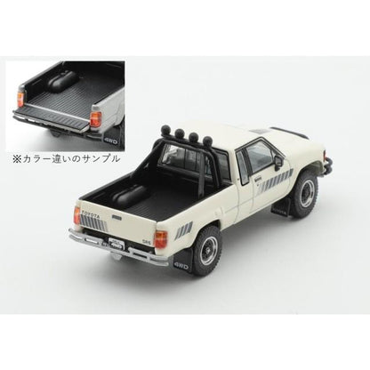 KS-062-396 GCD Gaincorp Products 1:64 Toyota Hilux 1985 Toyota Hilux SR5 Off-white