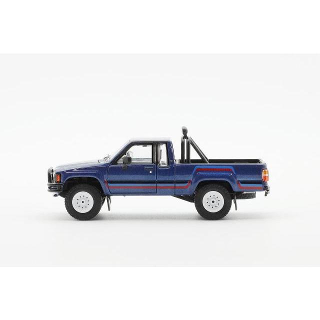 KS-062-398 GCD Gaincorp Products 1:64 Toyota Hilux 1985 Toyota Hilux SR5 Blue