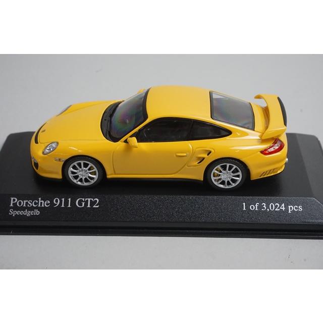 1:43 MINICHAMPS 400066300 Porsche 911 GT2 2007 Yellow model car