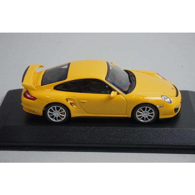 1:43 MINICHAMPS 400066300 Porsche 911 GT2 2007 Yellow model car