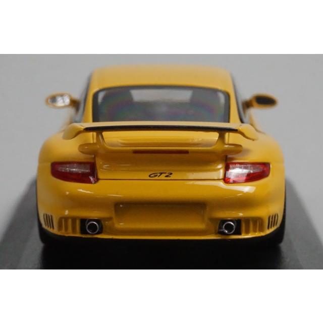 1:43 MINICHAMPS 400066300 Porsche 911 GT2 2007 Yellow model car