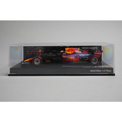 1:43 MINICHAMPS 410180933 Aston Martin Red Bull Racing TAG Heuer RB14 #33 model car