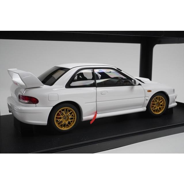1:18 AUTOart 78605 Subaru Impreza 22B-STi Version White model car