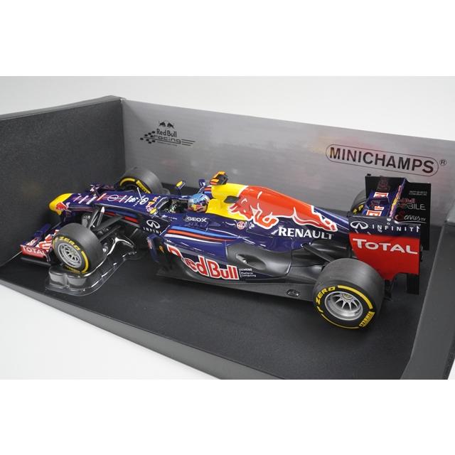 1:18 MINICHAMPS 110120001 Red Bull Racing Renault RB8 2012 #1 S.Vettel model car