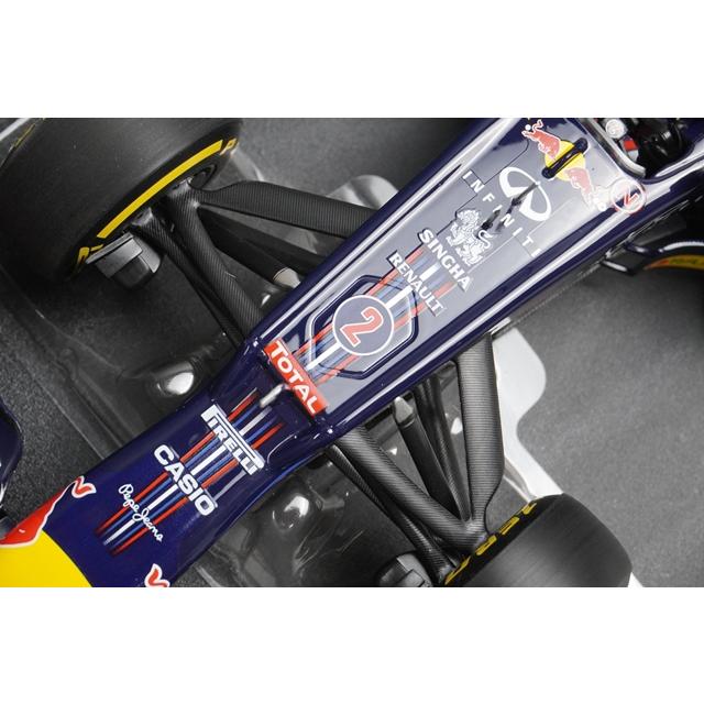1:18 MINICHAMPS 110120002 Red Bull Racing Renault RB8 2012 #2 M.Weber model car